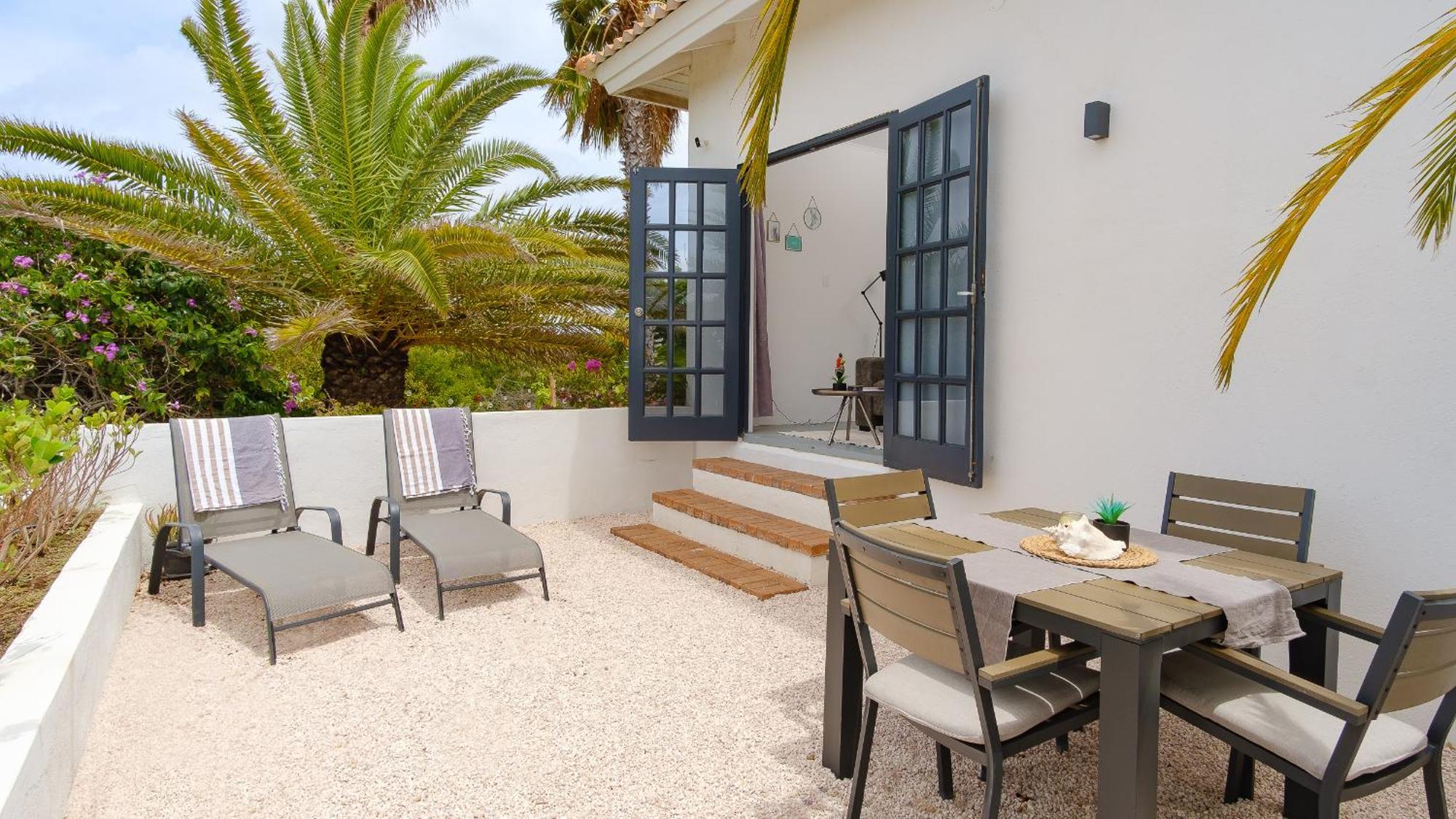 Saint Joris A Tiny Boutique Resort Willemstad Esterno foto